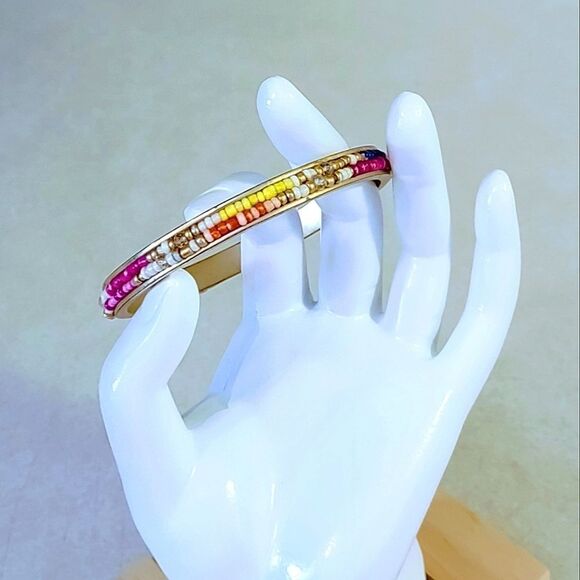 BRASS AND NATURAL MULTI COLOR STONE SEED BEAD BOHO BRACELET 6.5 INCHES AROUND - Picture 3 of 6